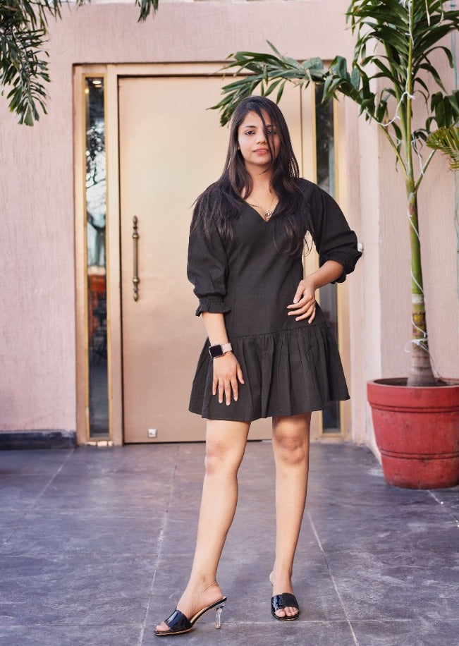Women's Solid Onyx Black Dress - Hatheli
