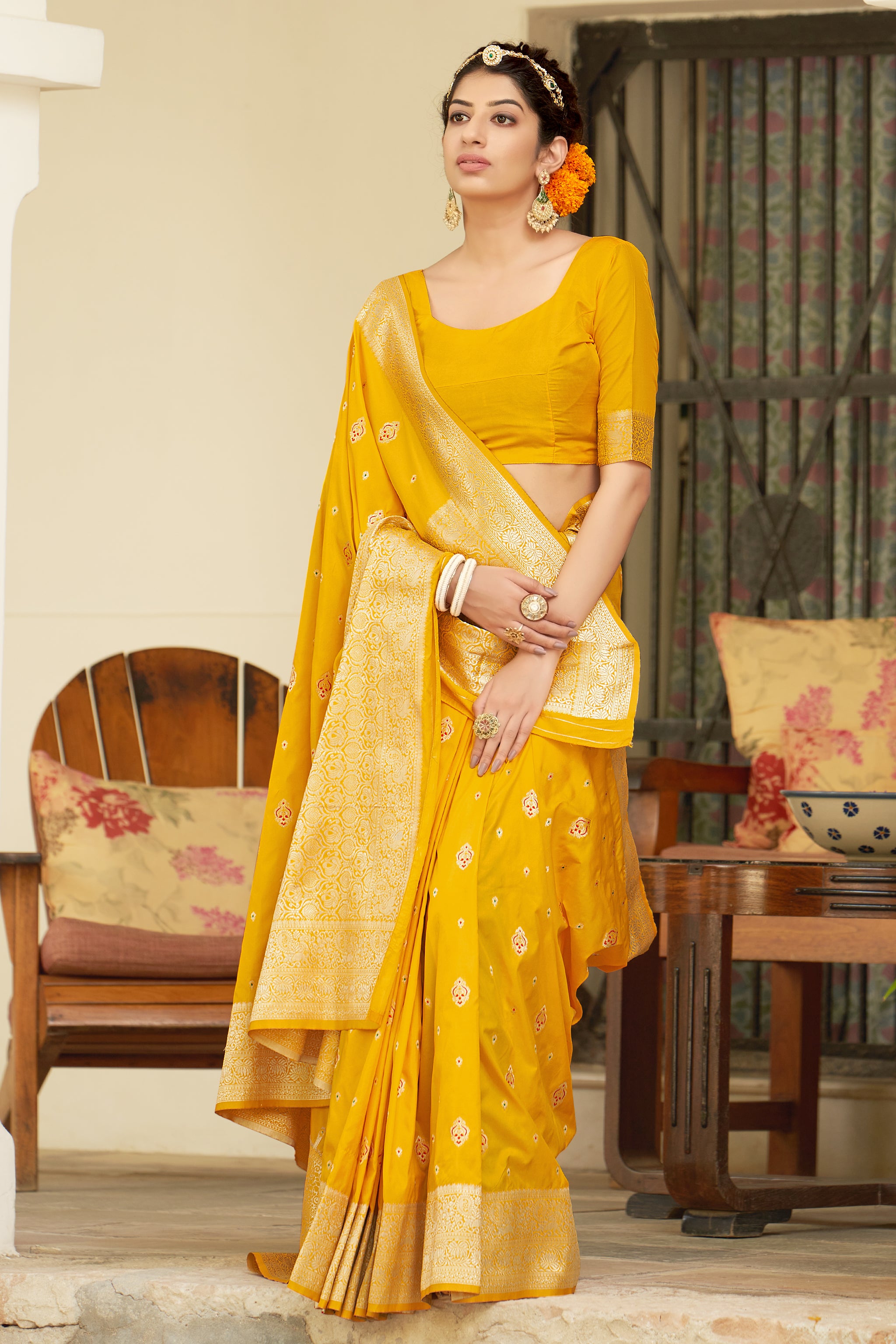 Women's Yellow Color Banarasi Silk Festive Wear Saree - Monjolika