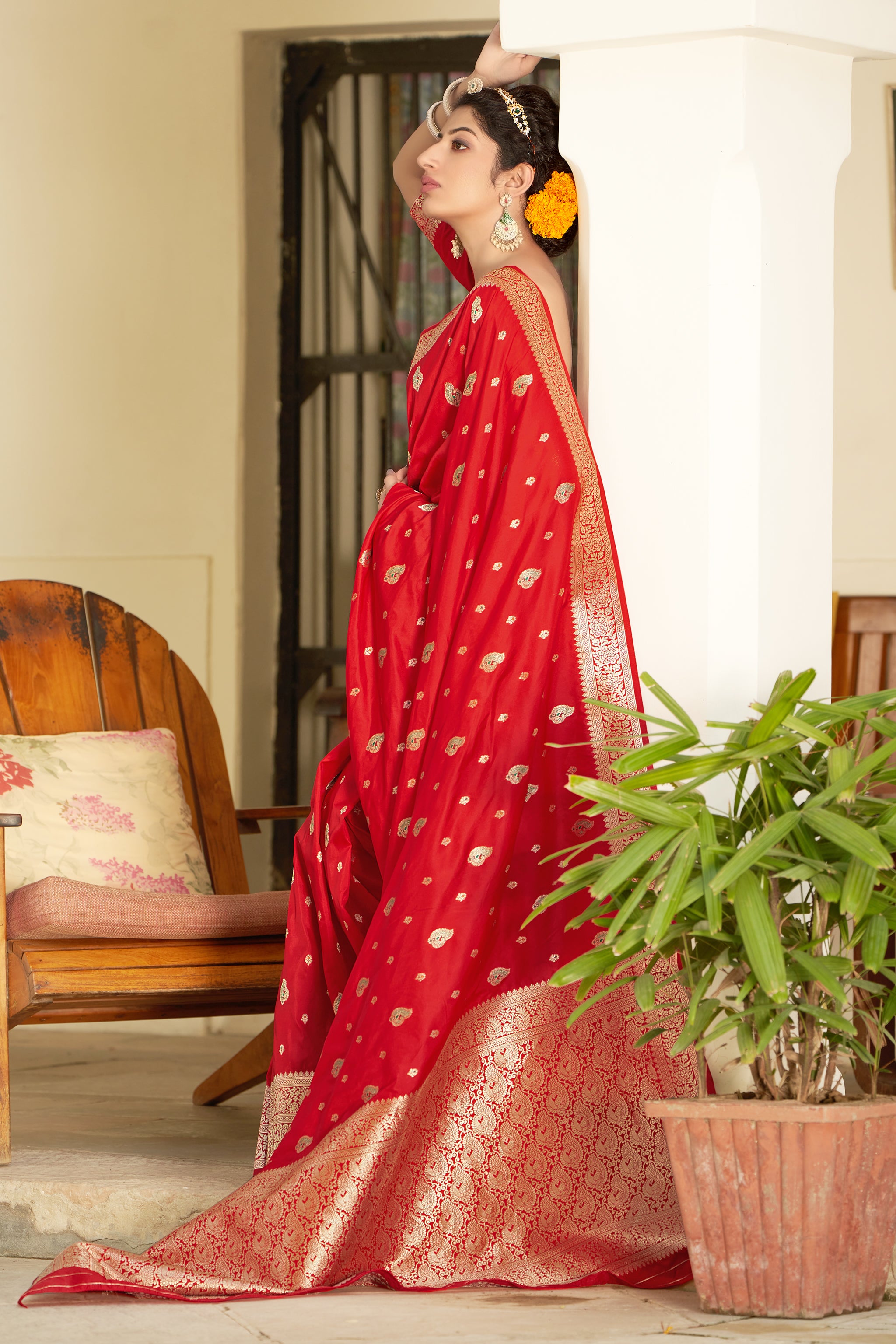 Women's Scarlet Red Color Banarasi Silk Festive Wear Saree - Monjolika