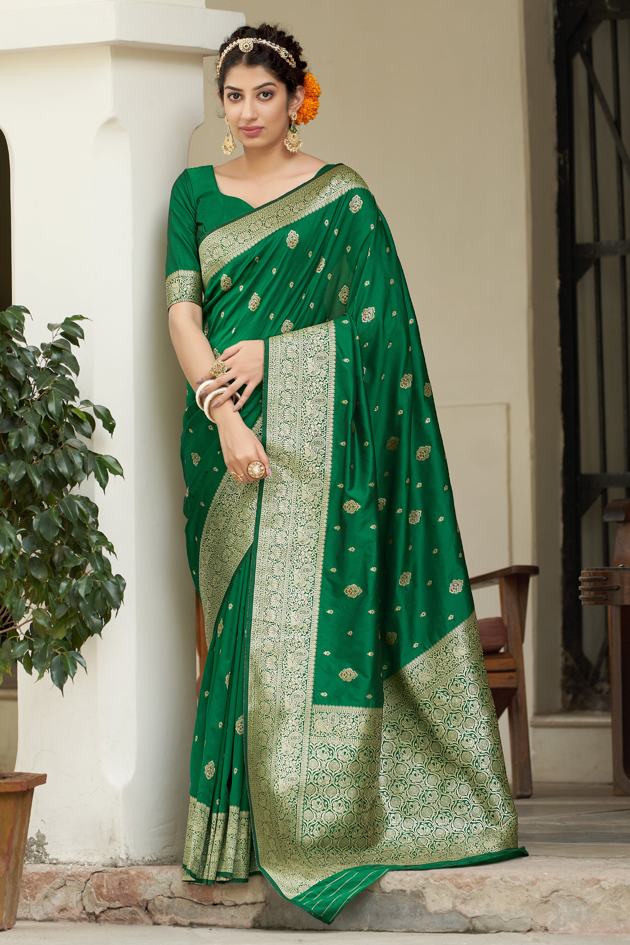 Women's Dark Green Color Banarasi Silk Festive Wear Saree - Monjolika