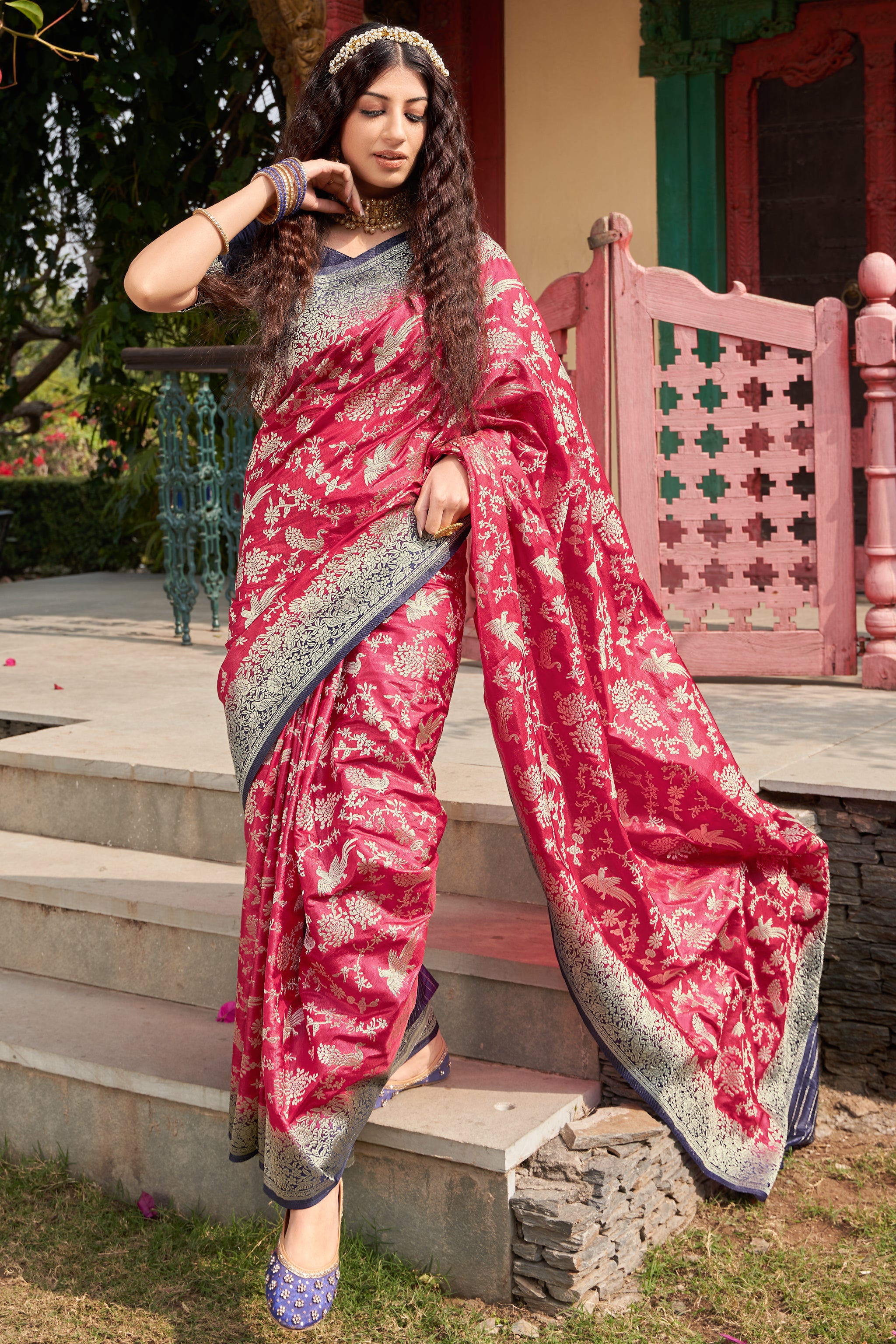 Women's Organza Silk Light Red Colour Trendy Saree - Monjolika