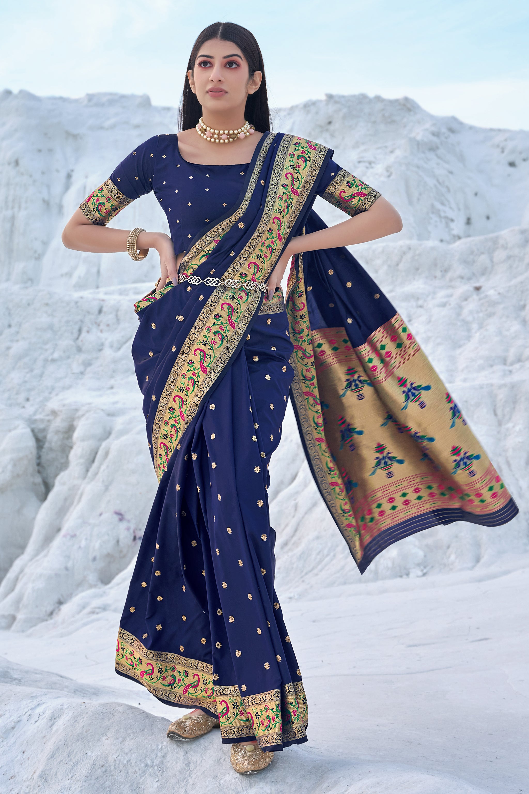 Women's Navy Blue Weaving Banarasi Silk Traditonal Saree - Monjolika