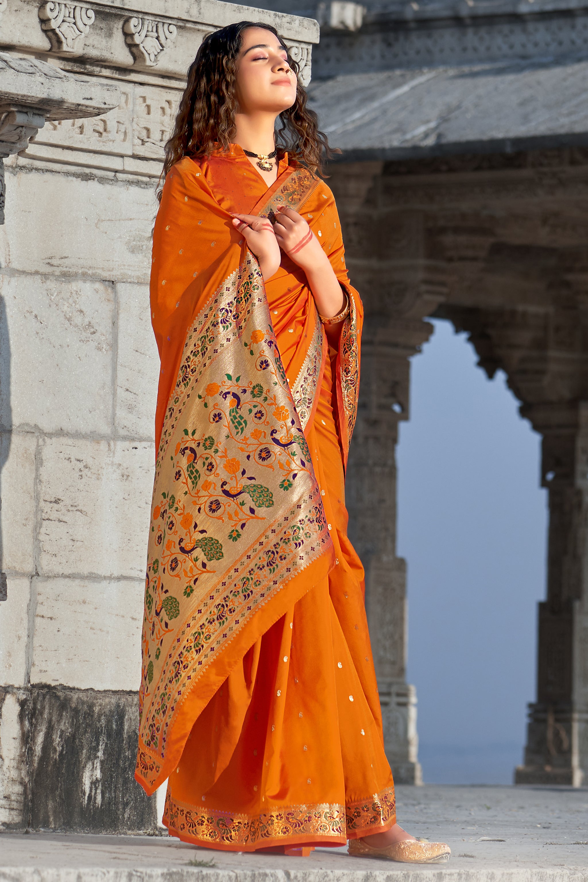 Women's Orange Weaving Banarasi Silk Classic Saree - Monjolika