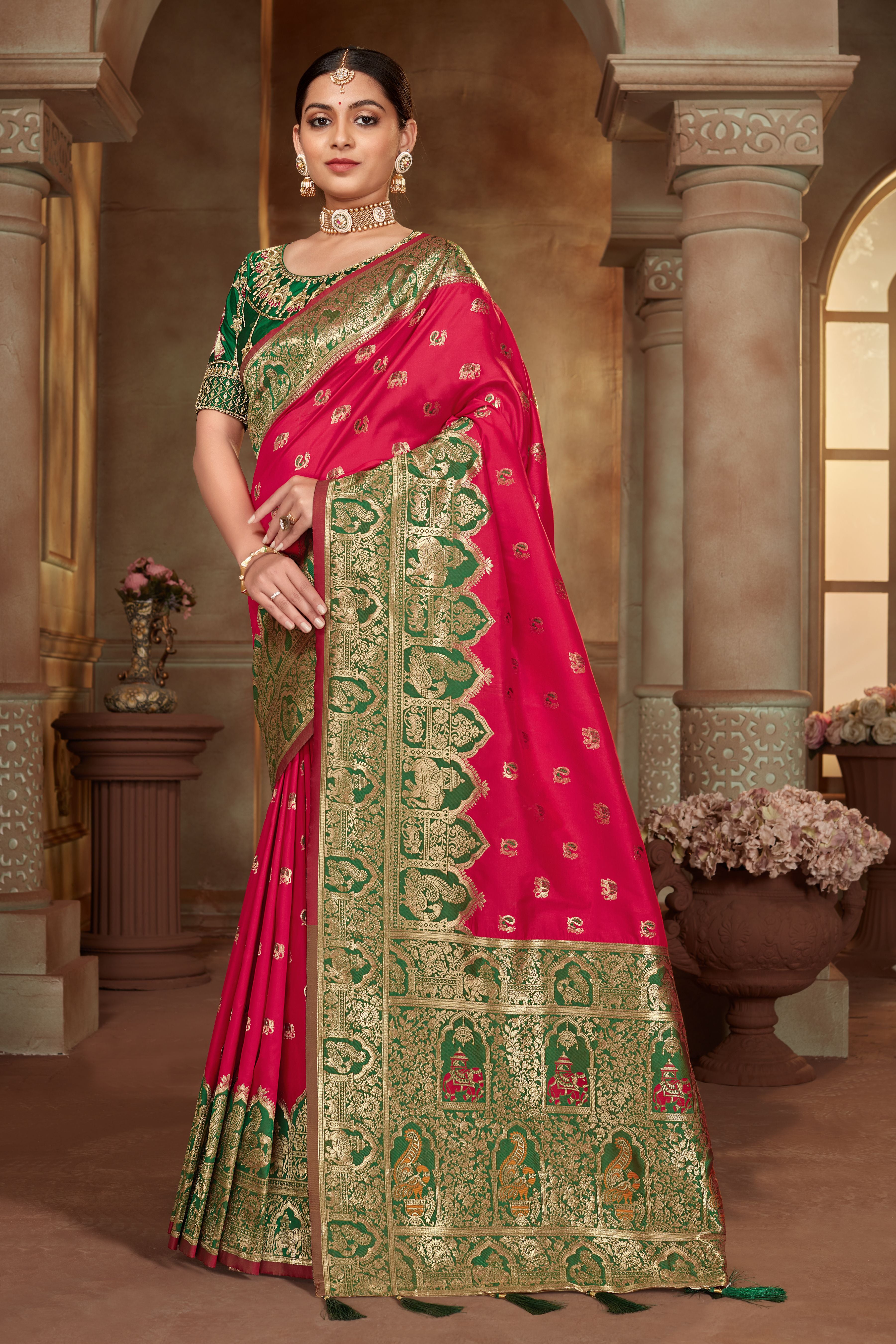Women's Magenta Color Banarasi Silk Woven Tradtional Saree With Heavy work Blouse - Monjolika
