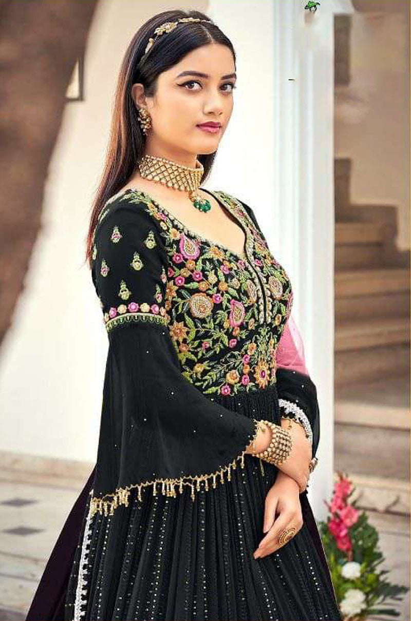 Women's Black Embroidered Mehndi Trendy Salwar Kameez - Monjolika
