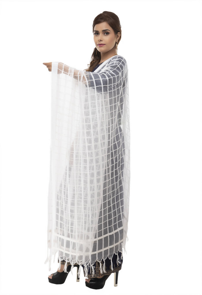 Women's Square Design White Dupatta & Chunni Mfd0006