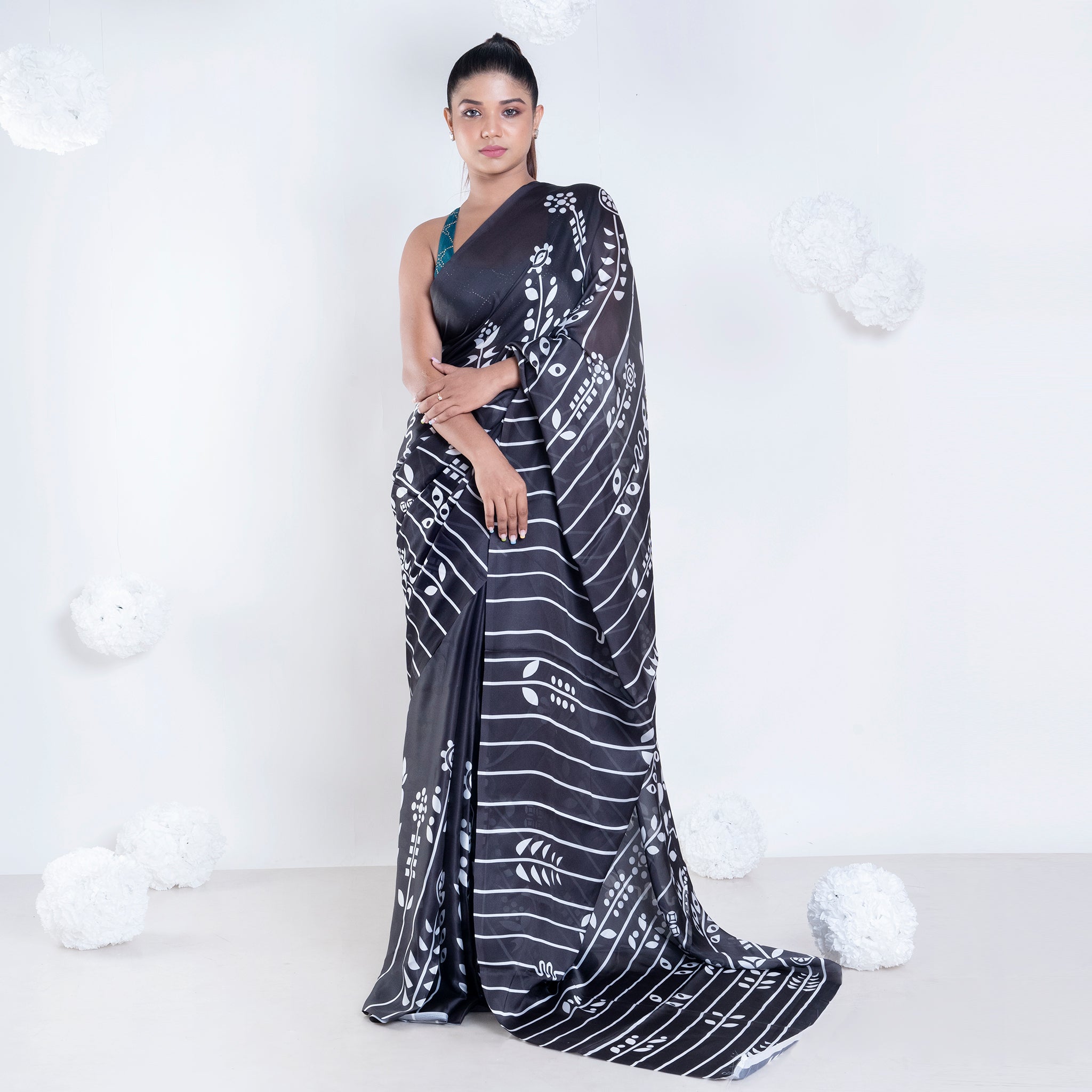Women's Parallel Satin Georgette Digital Printed Saree In Black Color