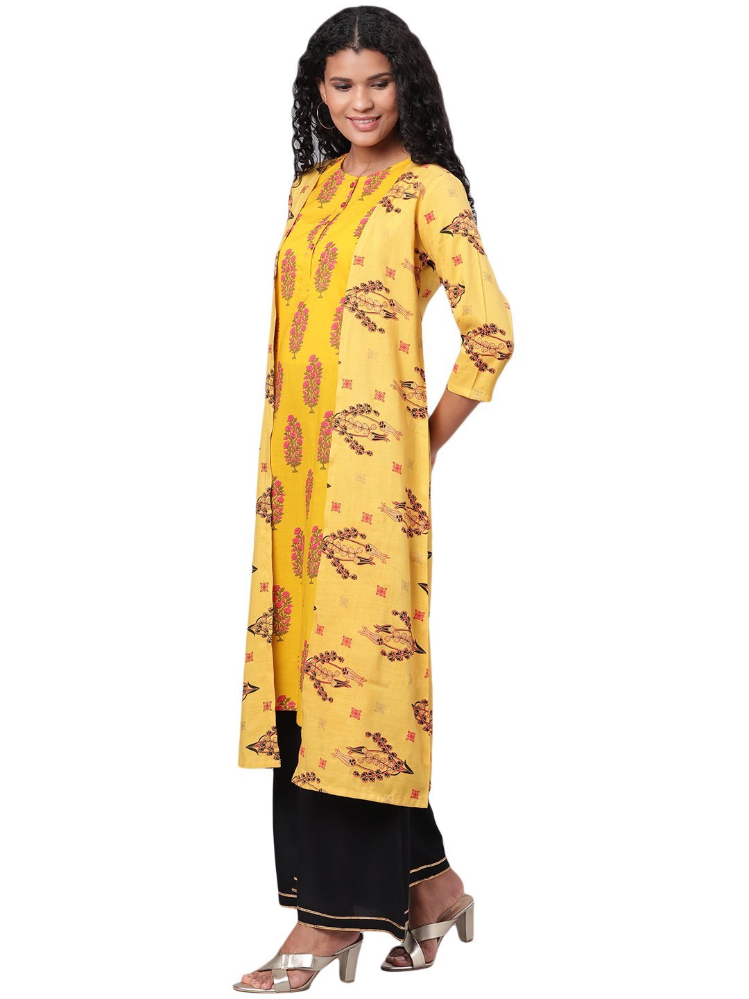 Women's Yellow Printed 3/4 Sleeve Cotton Round Neck Casual Kurta & Shrug Set - Myshka