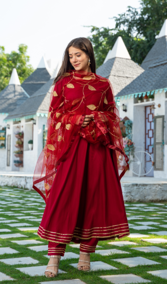 Color_Maroon