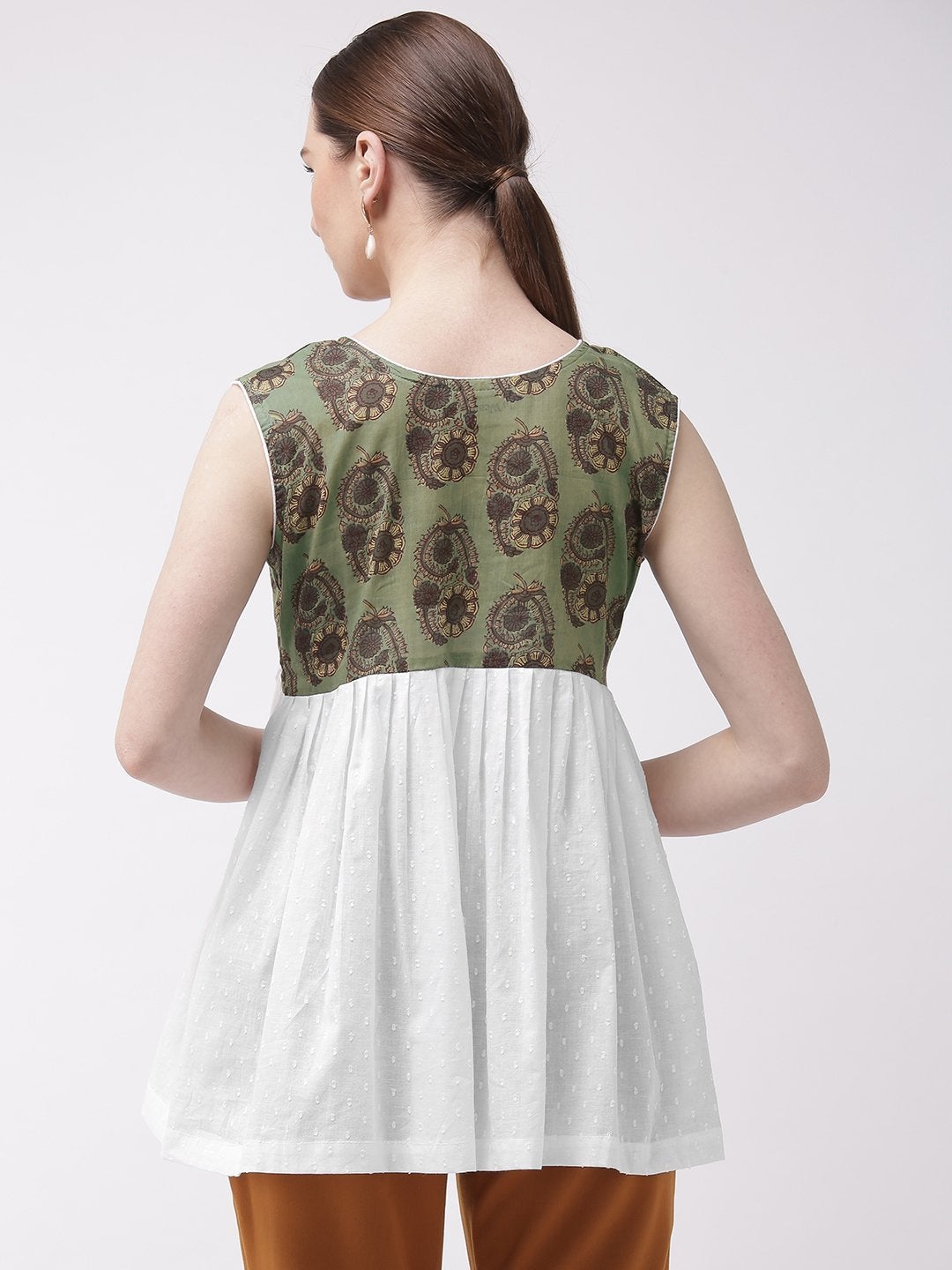 Women's Green Colour Top With Buttons - InWeave
