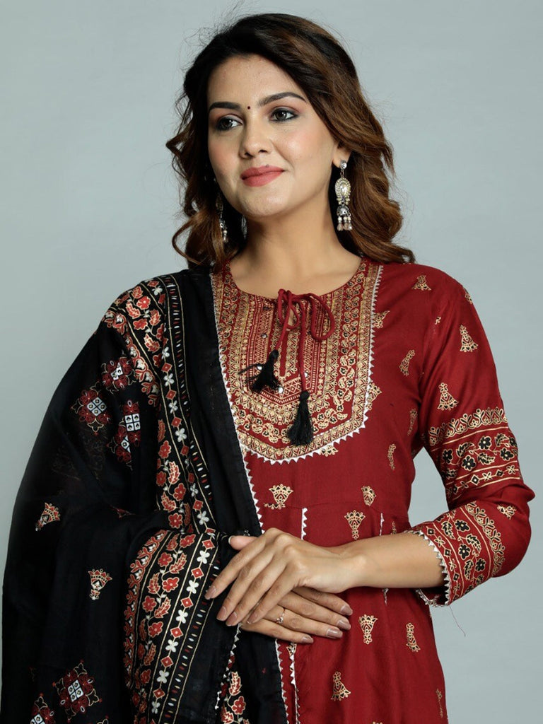 Women's Red Embroidered Panelled Kurti With Trousers & With Dupatta