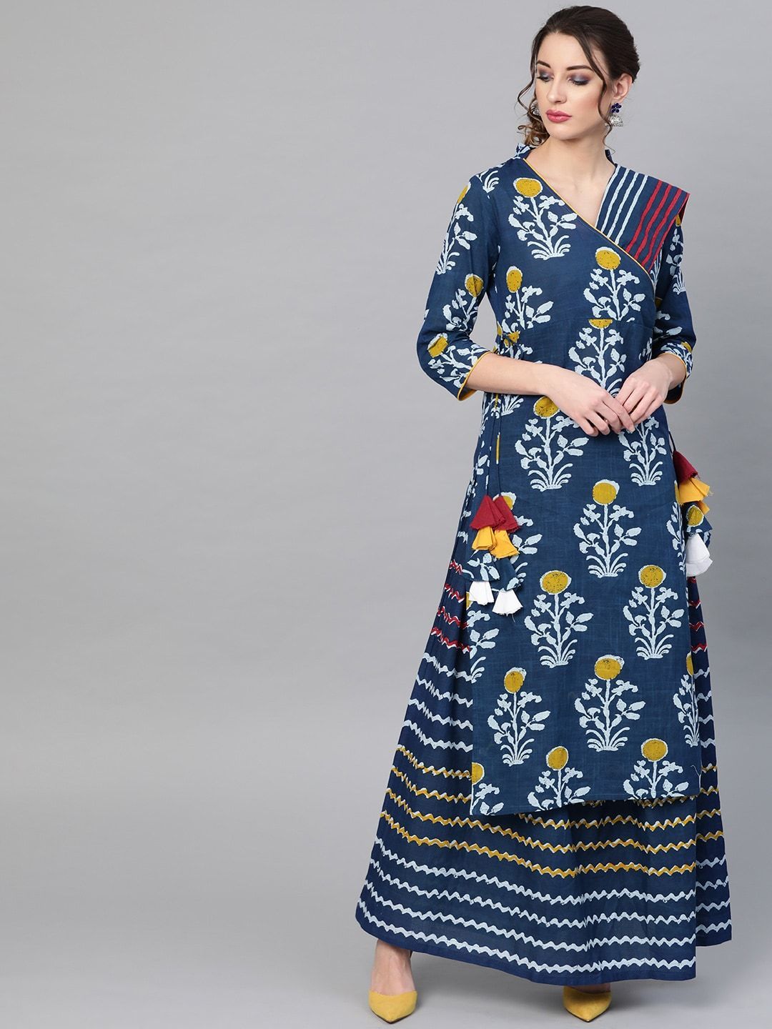 Women's  Navy Blue Printed Kurta with Skirt & Attached Dupatta - AKS