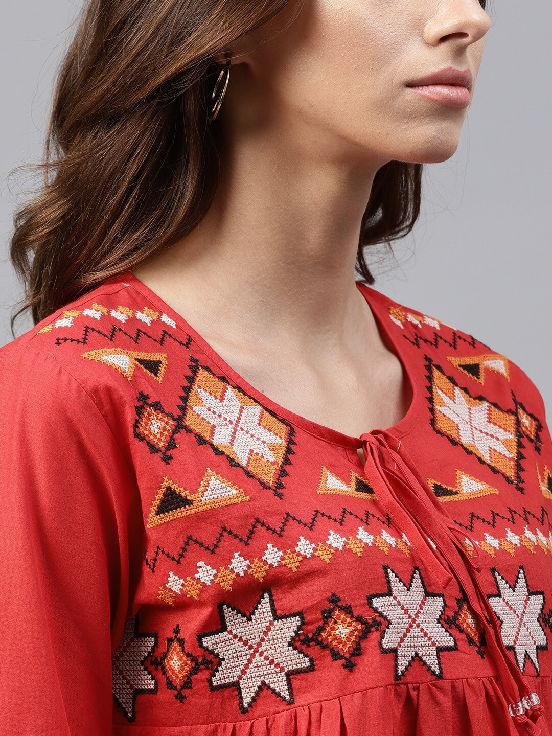 Women's  Red Embroidered Top - Wahe-NOOR