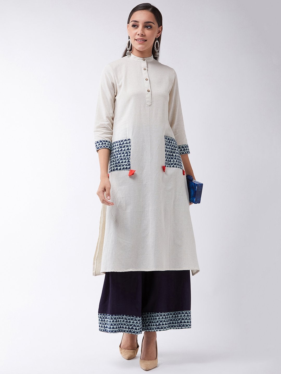 Women's Off White Kurta With Patch Pockets - InWeave