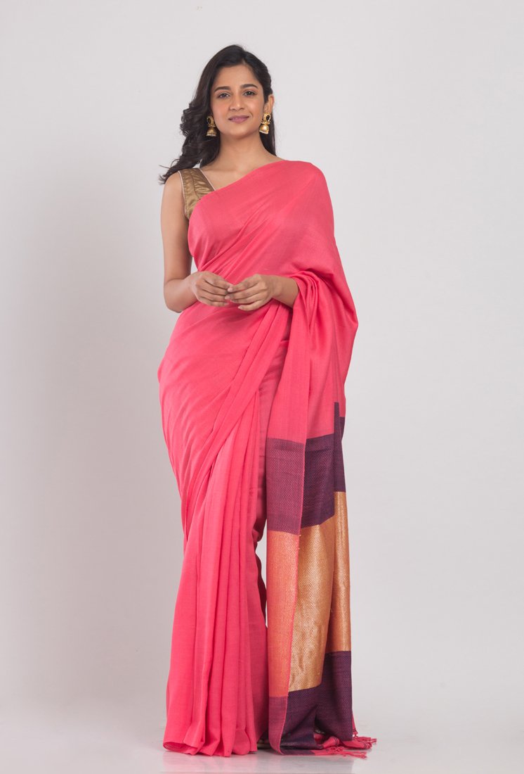 Women's Light pink jecquard woven cotton saree - Angoshobha