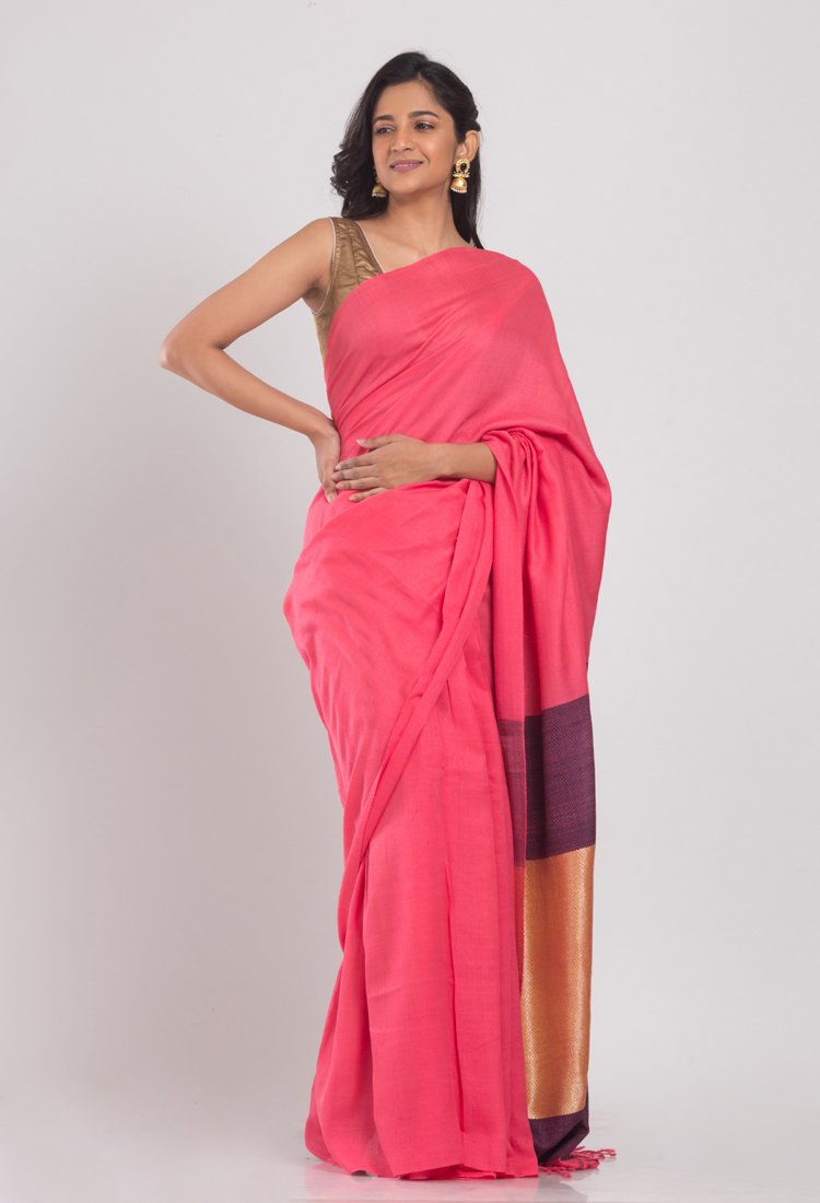 Women's Light pink jecquard woven cotton saree - Angoshobha