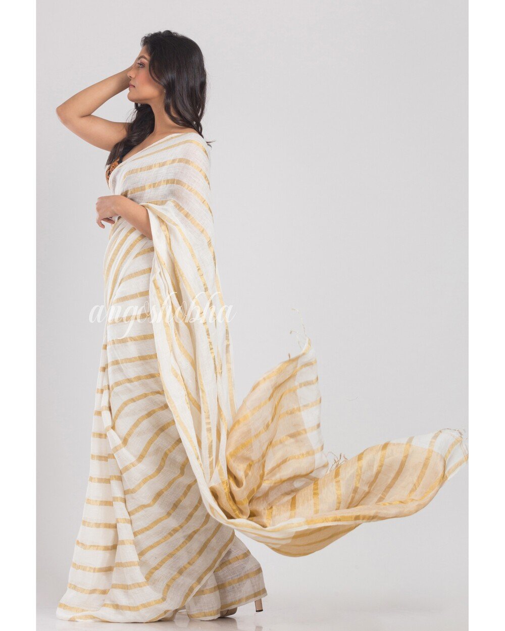 Women's White Handloom Linen Saree - Angoshobha