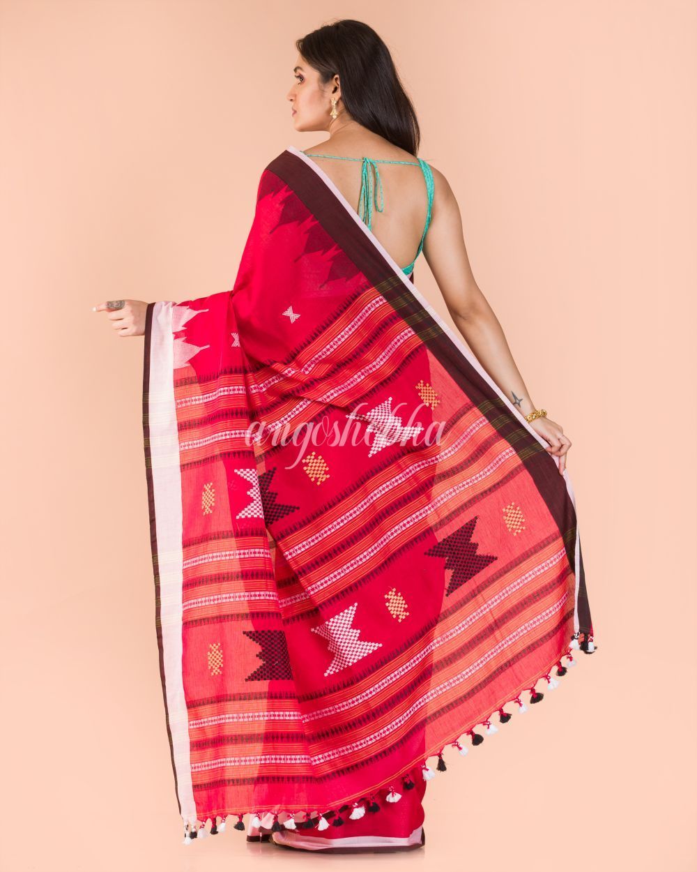 Women's Red Handwoven Cotton Saree - Angoshobha