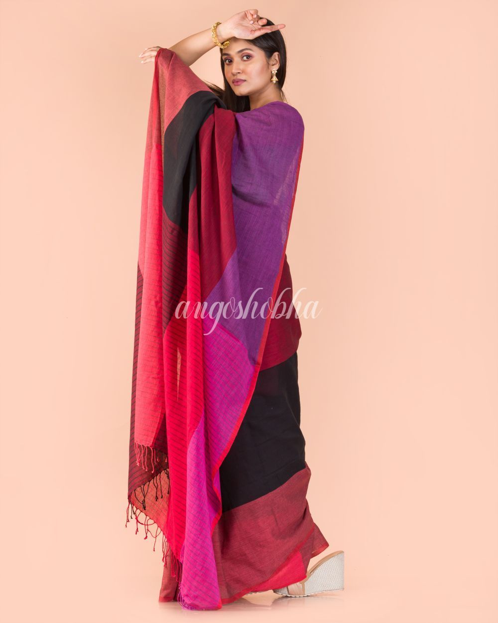 Women's Multicolour Handwoven Cotton Saree - Angoshobha