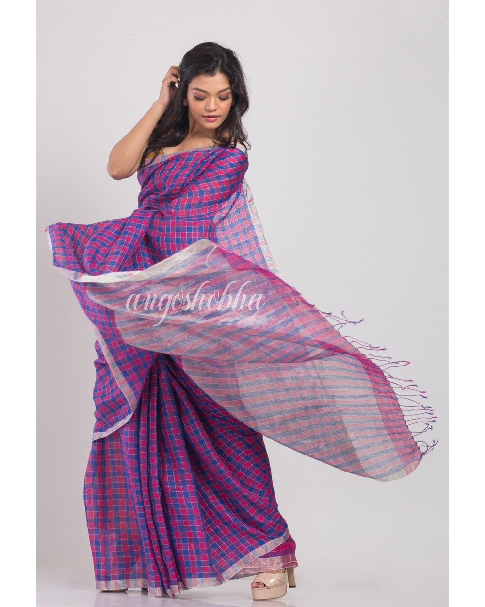 Women's Multicolor Handwoven Linen Saree - Angoshobha