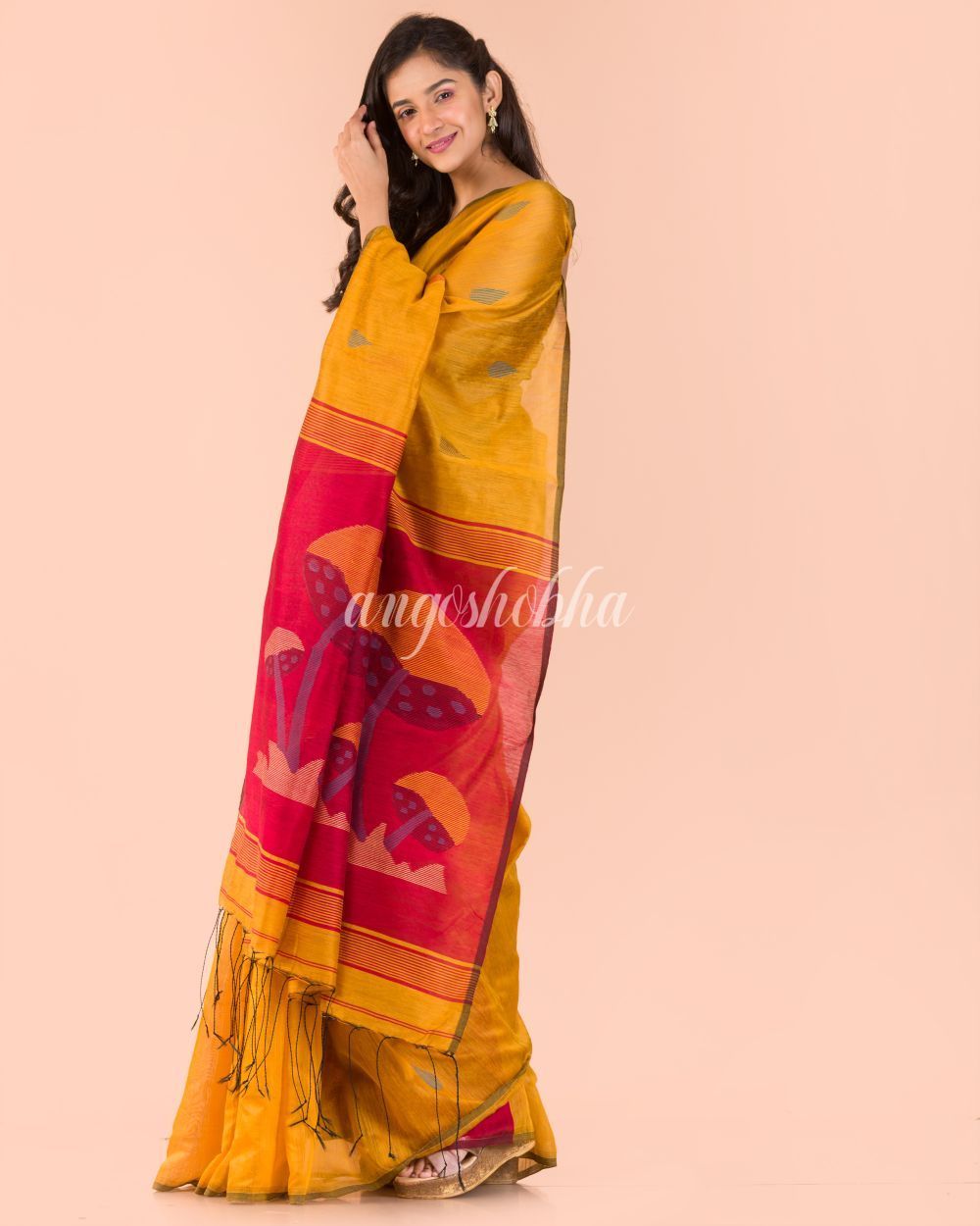 Women's Yellow Blended Cotton Handloom Saree - Angoshobha