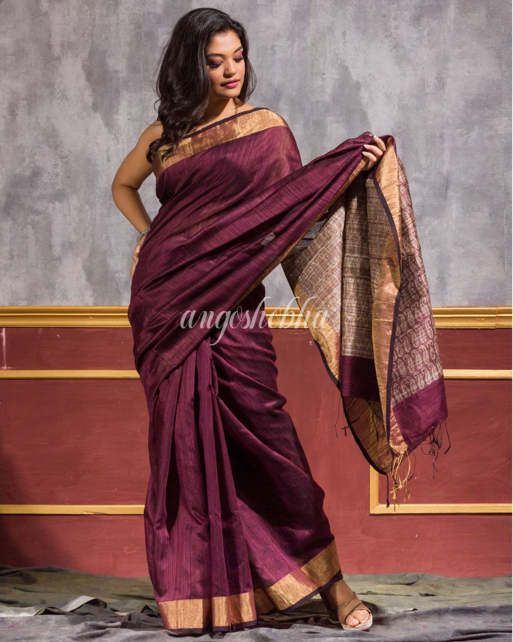 Women's Maroon Matka Silk Tangail Saree - Angoshobha