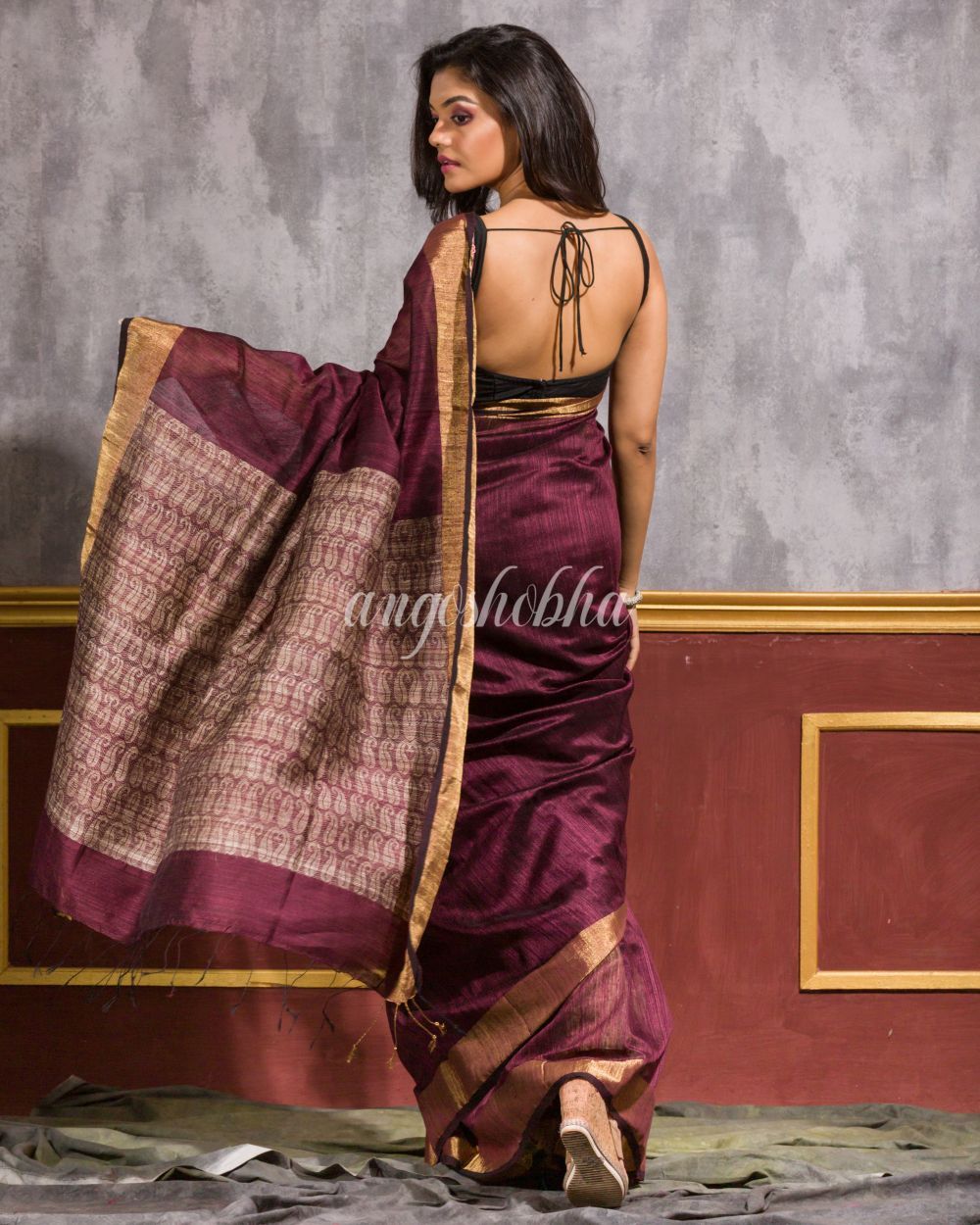 Women's Maroon Matka Silk Tangail Saree - Angoshobha