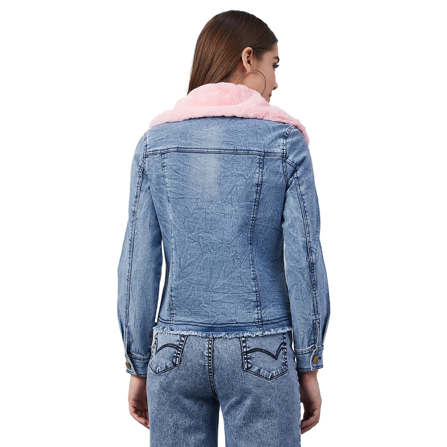 Missguided Blue Pink Faux Fur Collar Denim Jacket | Denim jacket, Jacket  outfits, Jean jacket outfits