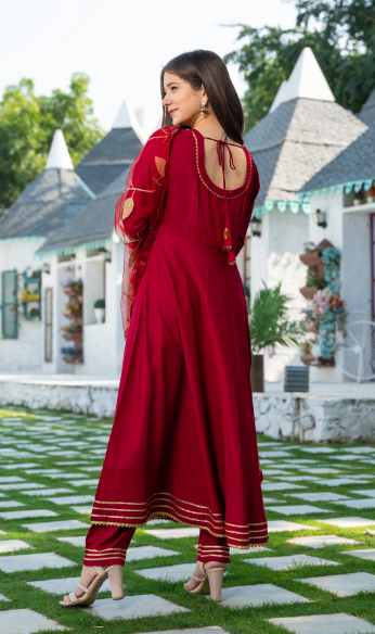 Color_Maroon