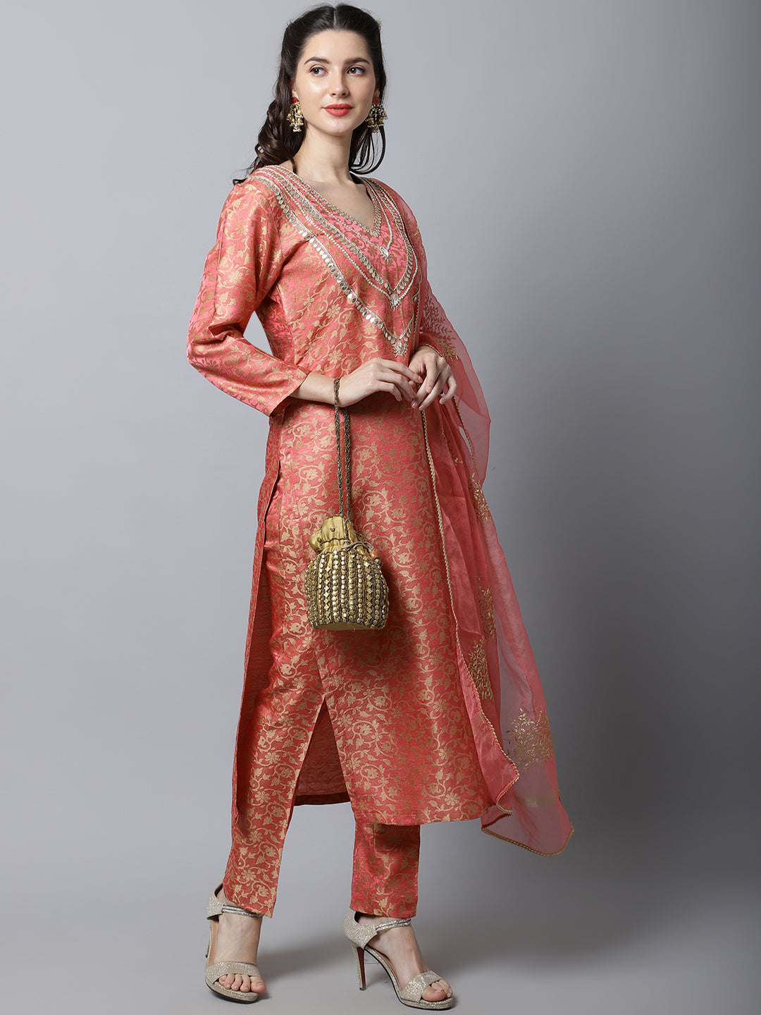 Women's Maharani Pink Embroidered Kurti With Straight Pants And Organza Dupatta - Anokherang