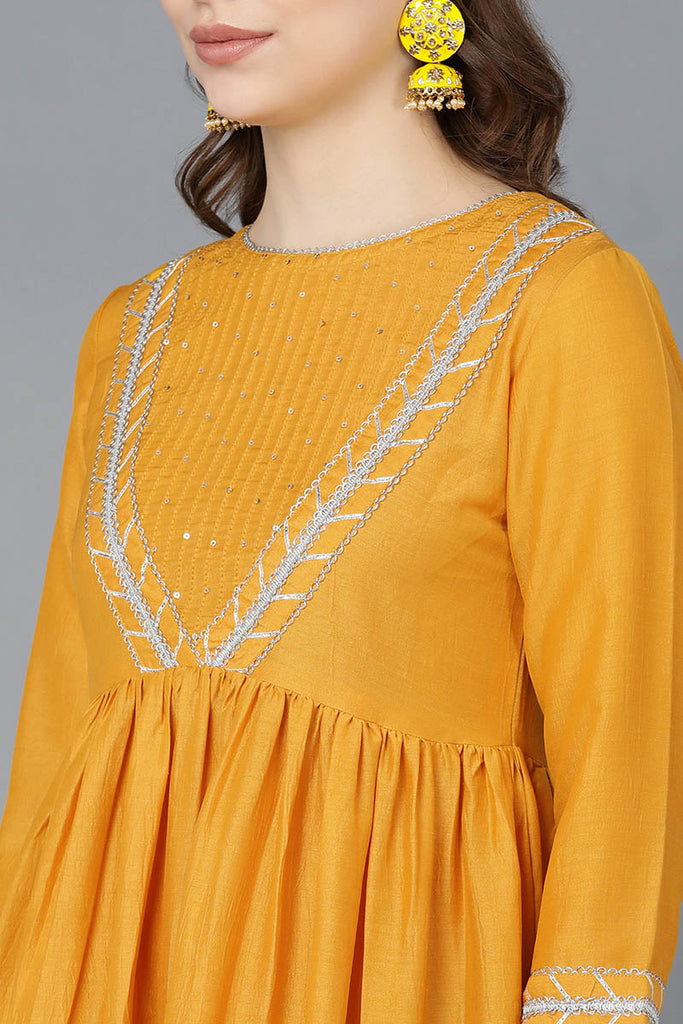 Women's Poly Silk Embroidered Kurta Pants With With Dupatta