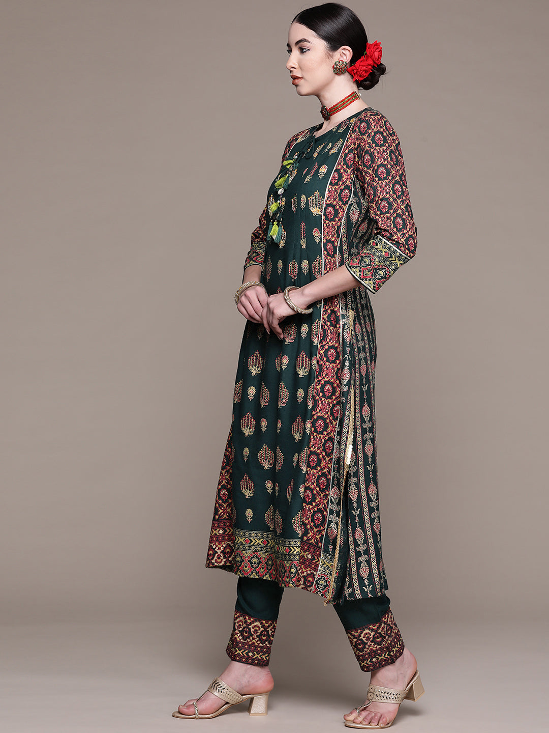 Women Green Printed Kurta with Palazzos & Dupatta