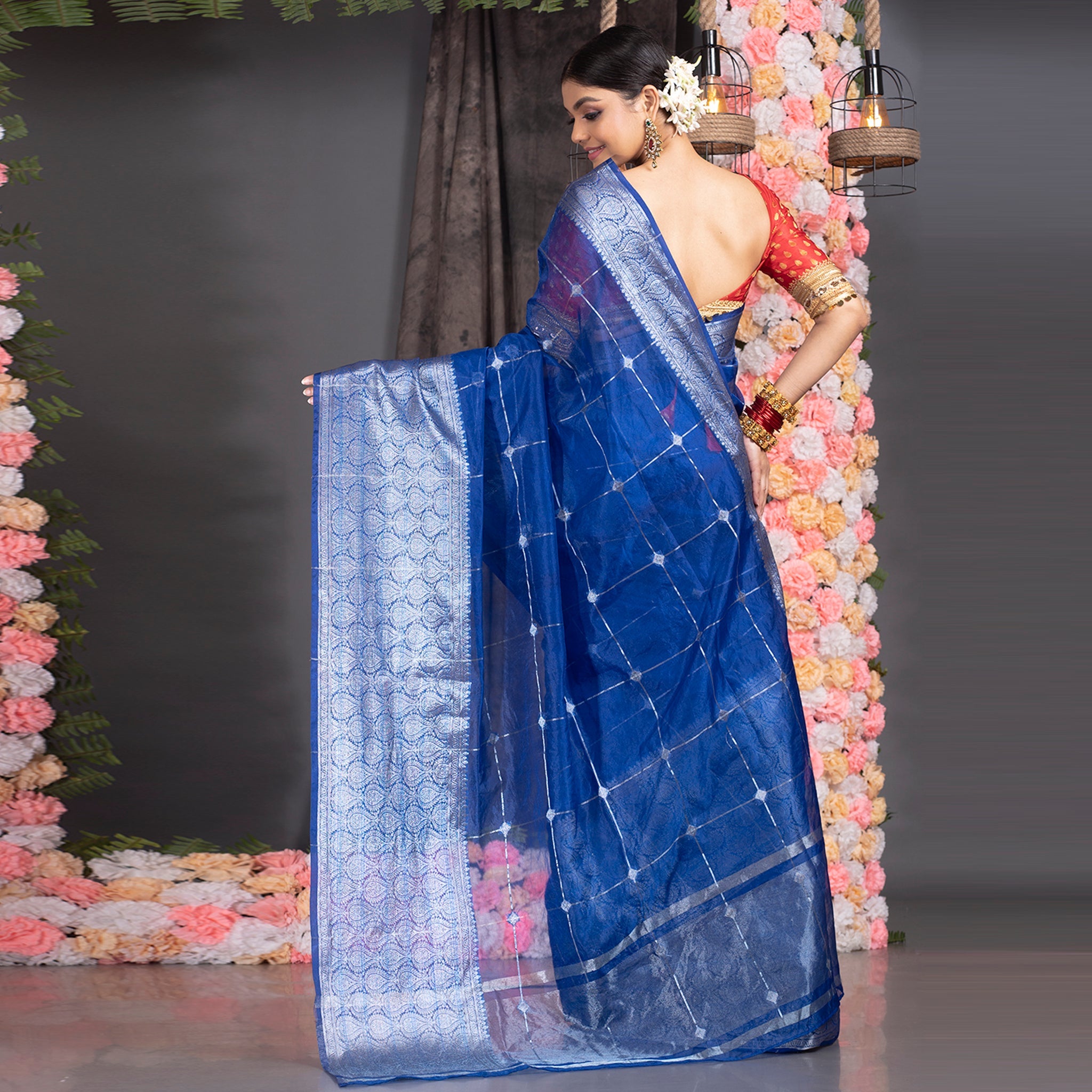 Women's Royal Blue Organza Saree With Square Motifs And Ambi Jaal Border - Boveee