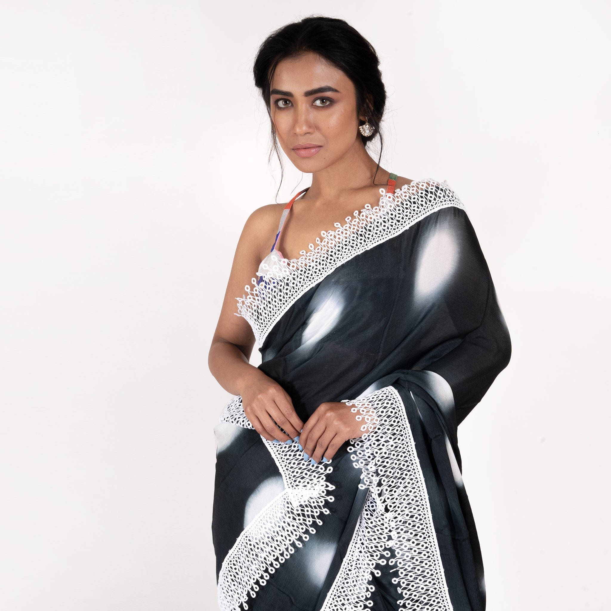 Women's Black Chiffon Tie And Dye Saree With Crochet Lace - Boveee