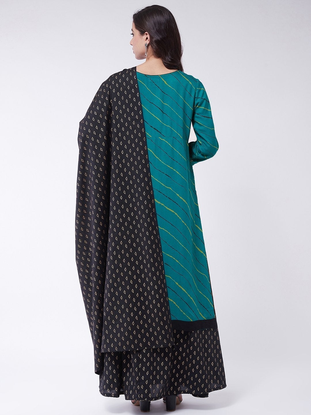 Women's Green Lehriya Skirt Set With Dupatta - InWeave
