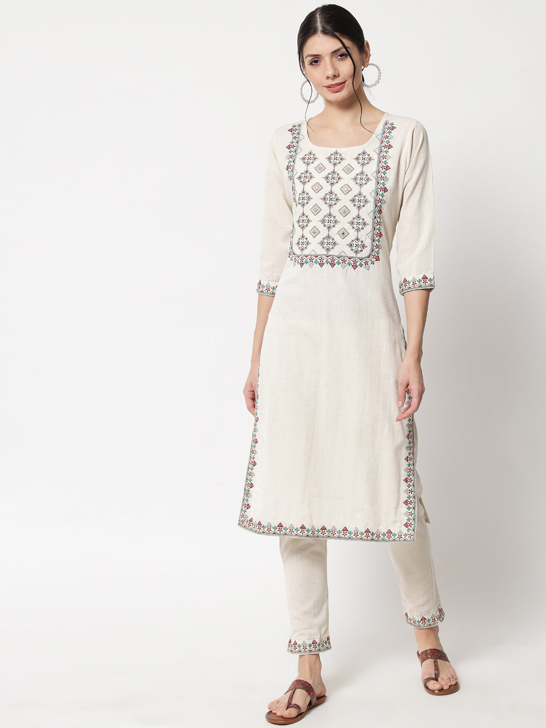 Women's Off-White & Maroon Embroidered Kurta With Trousers - Meeranshi