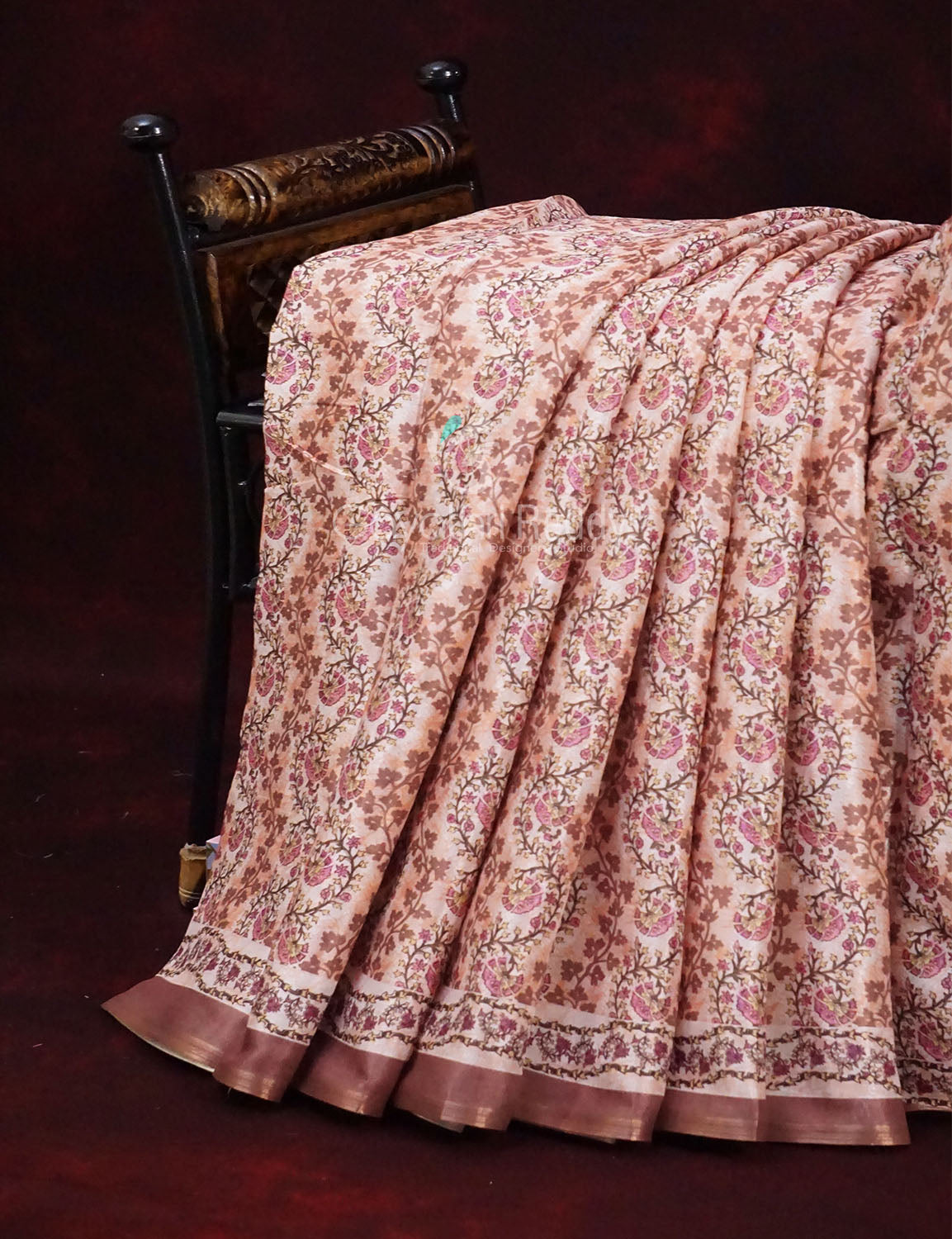 Women's Light Pink Netted Linen Saree - Gayathri Sarees