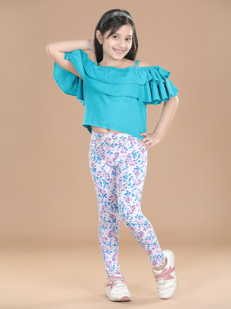 Color_White & Turquoise Blue