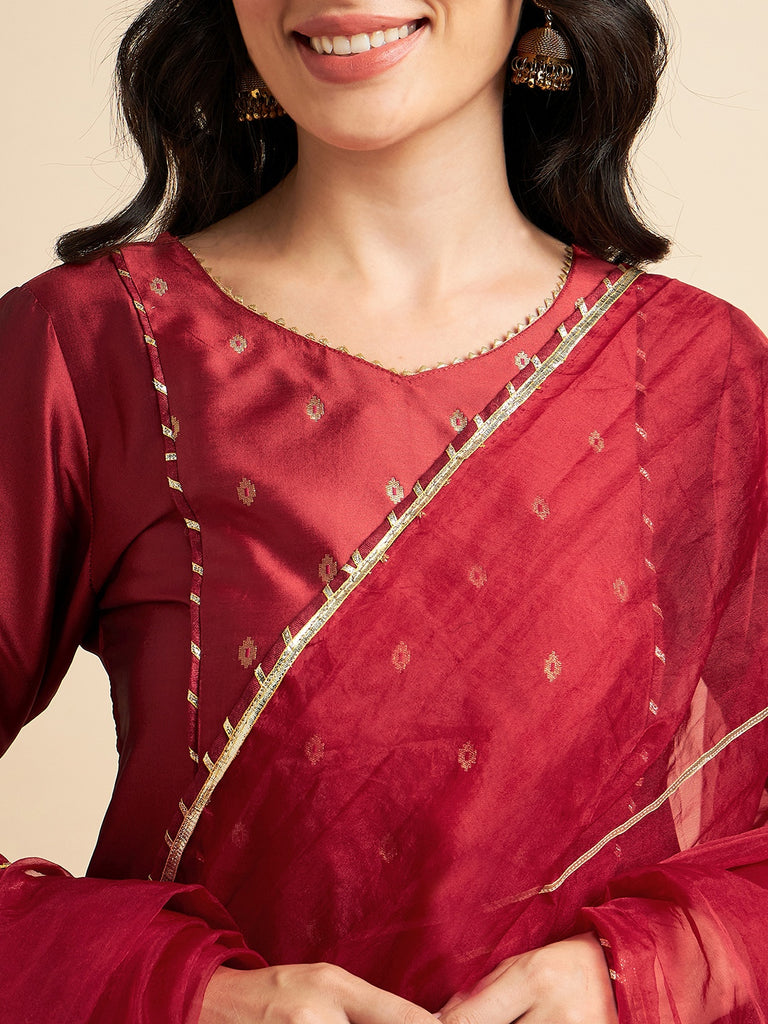 Color_Maroon