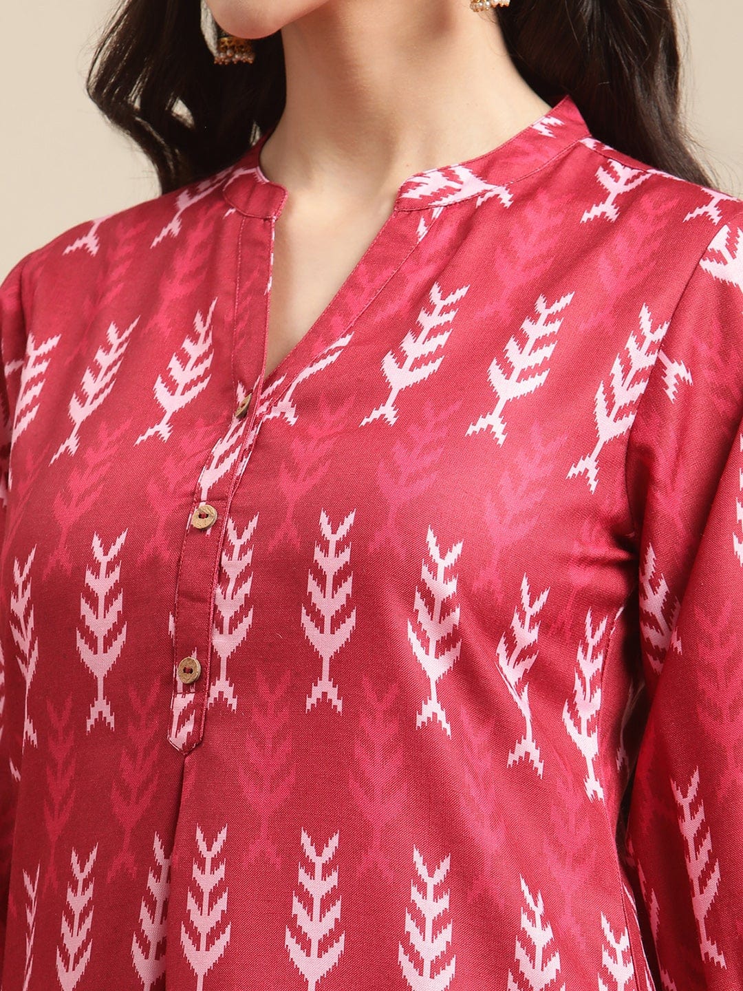 Women's Rust Ikat Printed Kurta With Puffed Sleeves - Varanga