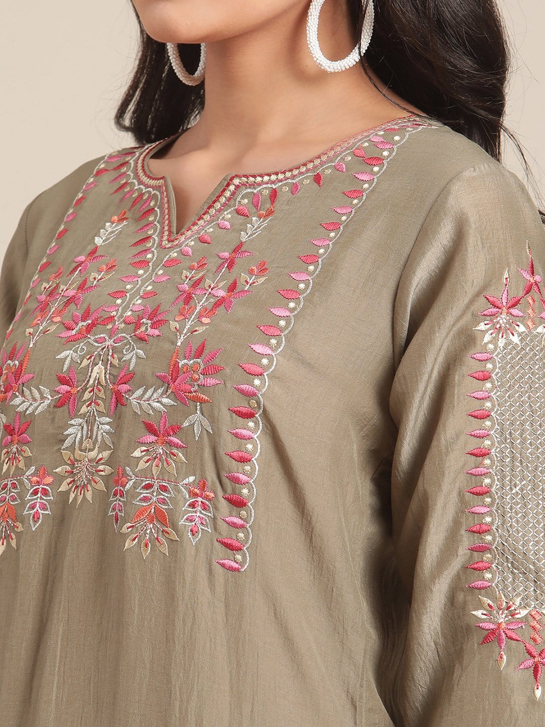 Women's Solid Olive Kurta With Thread And Zari Embroidery And Paired With Trouser And Contrast Dupatta - Varanga