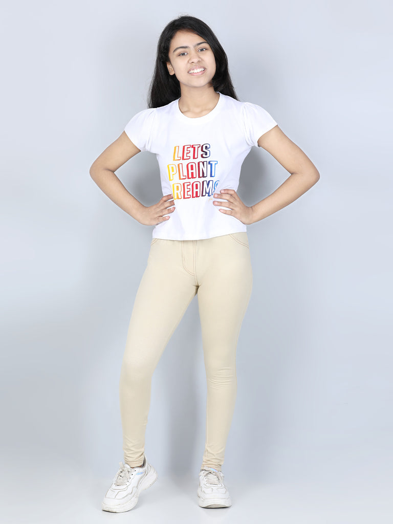 Color_Cream & Red