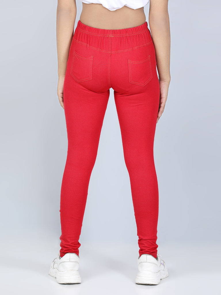 Color_Cream & Red