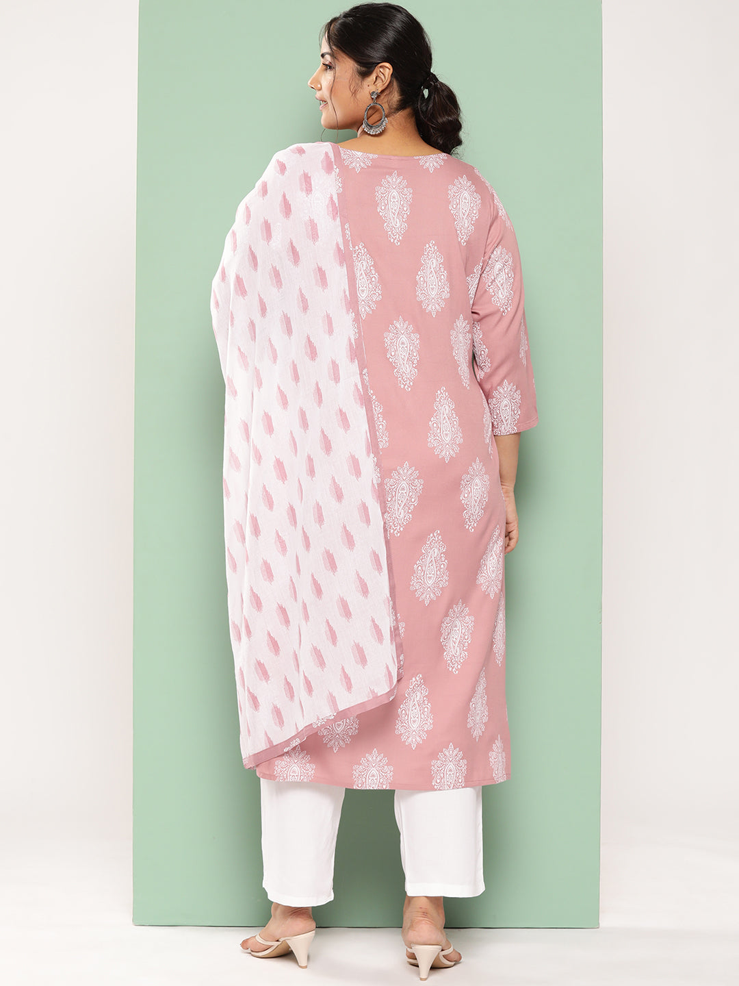 Color_Pink