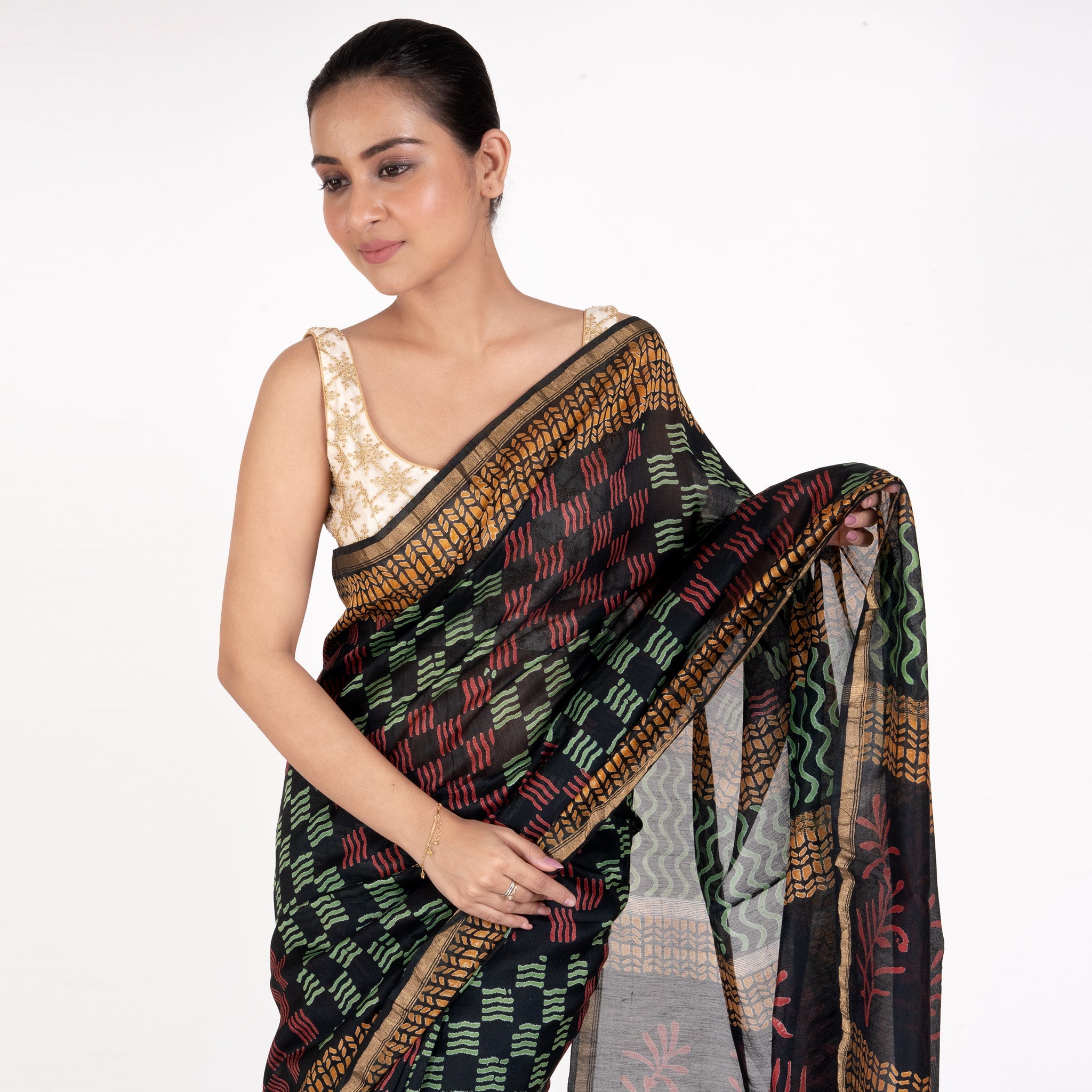 Women's Black And Multicolor Cotton Silk Chanderi Saree With Cubical Print - Boveee