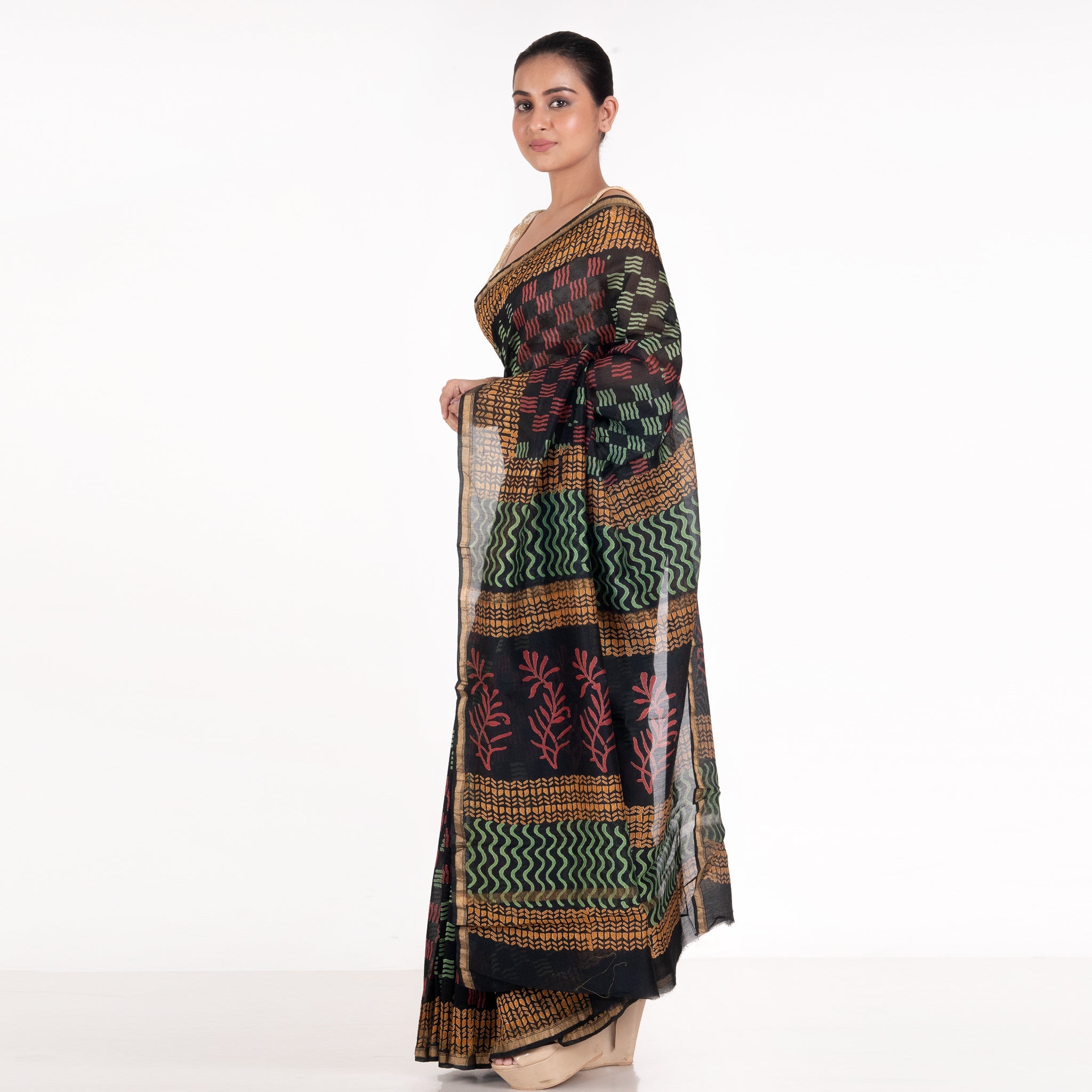 Women's Black And Multicolor Cotton Silk Chanderi Saree With Cubical Print - Boveee