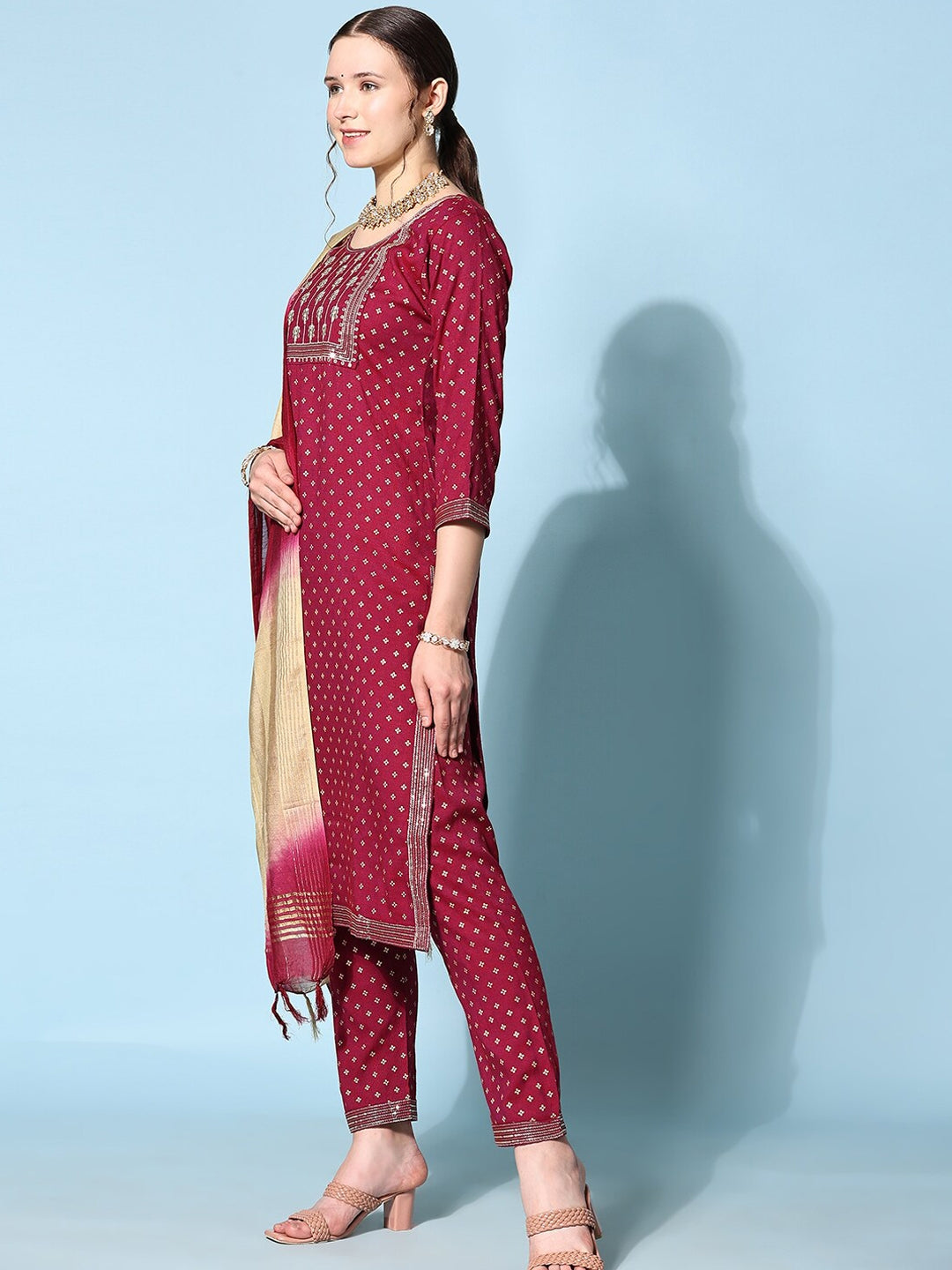 Women's Floral Printed Sequinned Kurta With Trousers & Dupatta - Noz2Toz