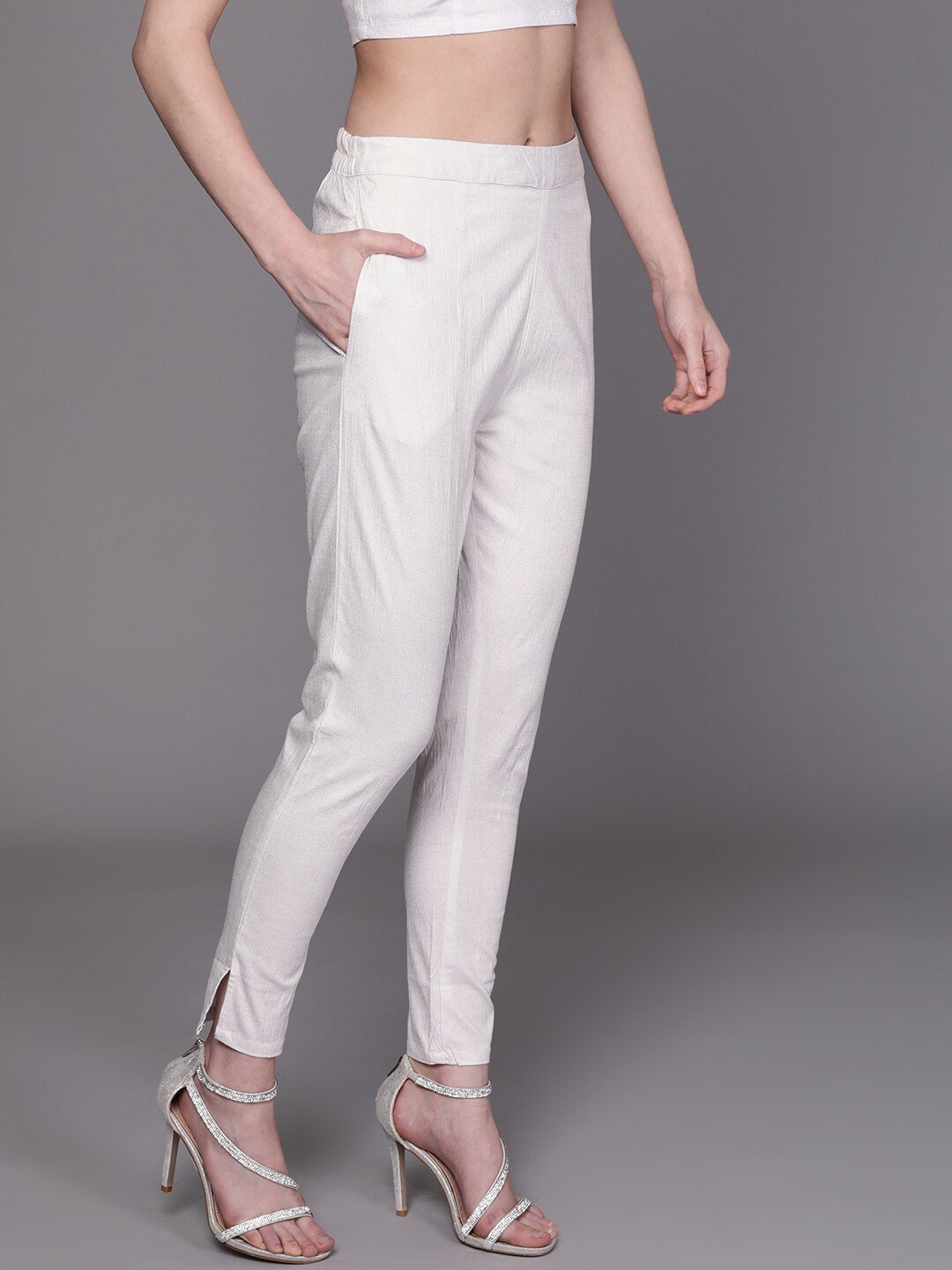 Women's  White Solid Regular Cropped Trousers - AKS