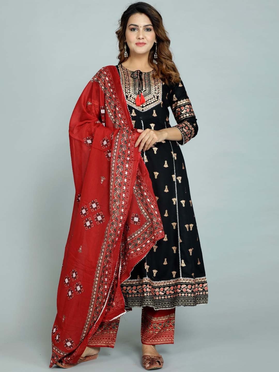 Women's Black Ethnic Motifs Embroidered Empire Kurta With Trousers & With Dupatta - Noz2Toz