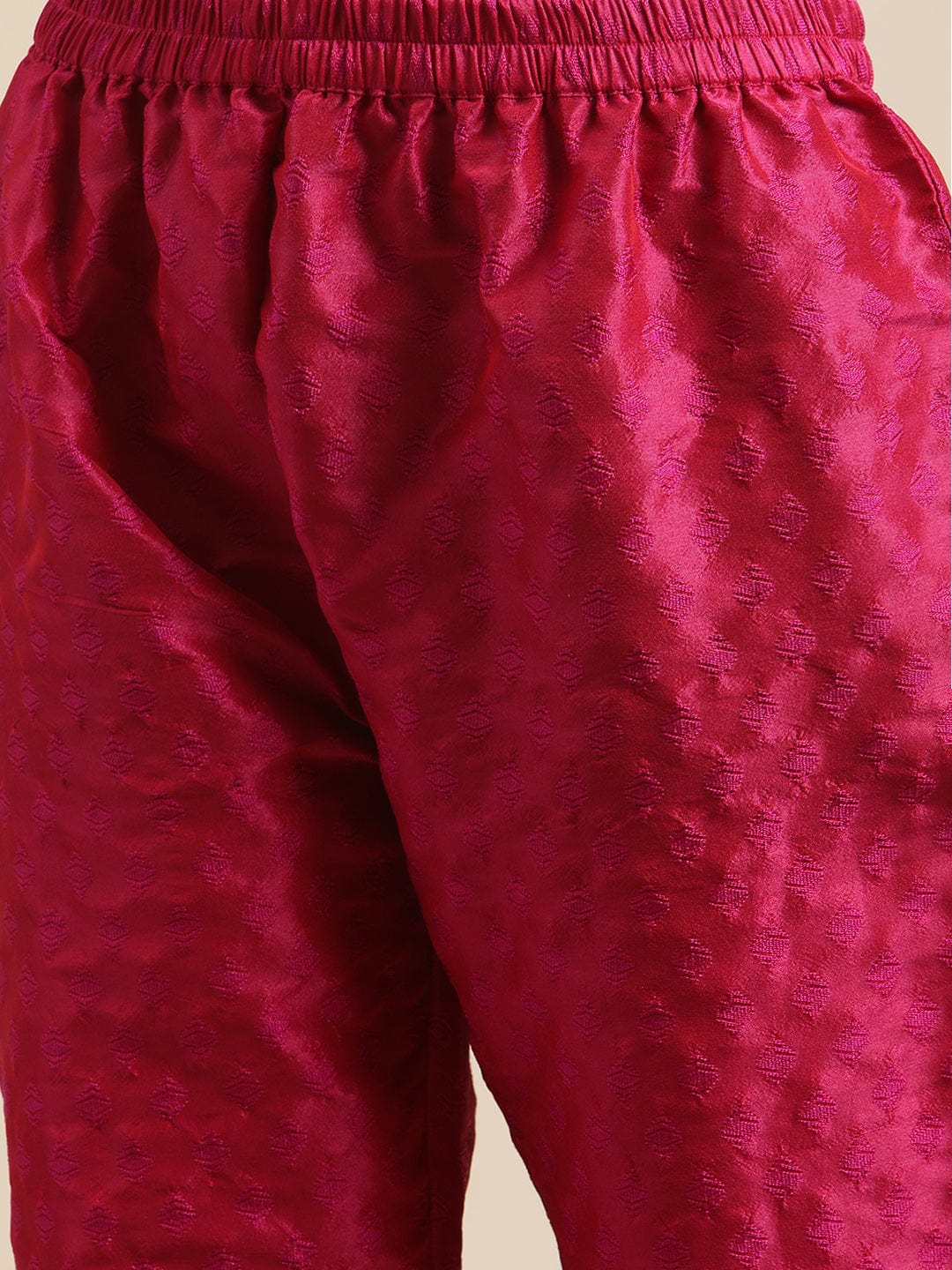 Women's Magenta Floral Gota Patti Embroidery Kurta Trouser Set With Organza Dupatta - Varanga